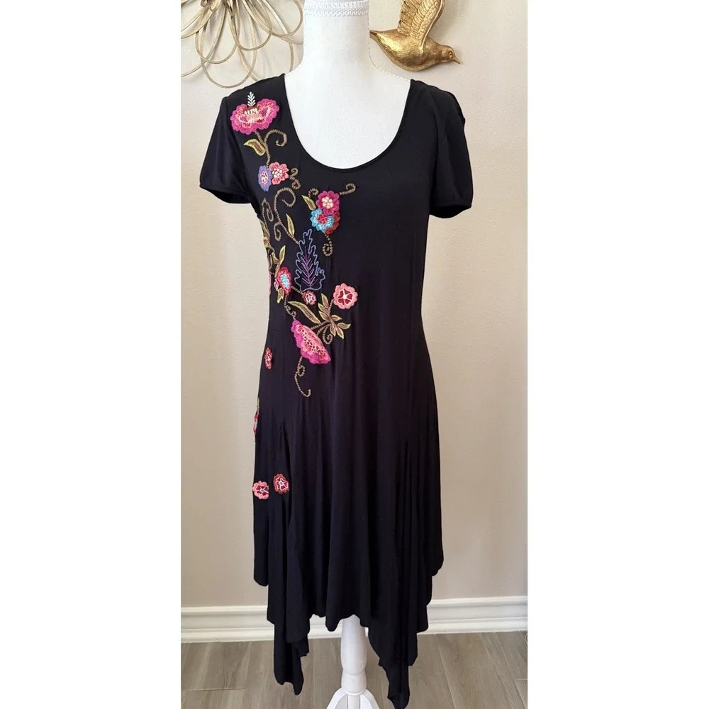 CAITE Embroidered Floral‎ Dress Black Boho Asymmetrical Hem Size Medium